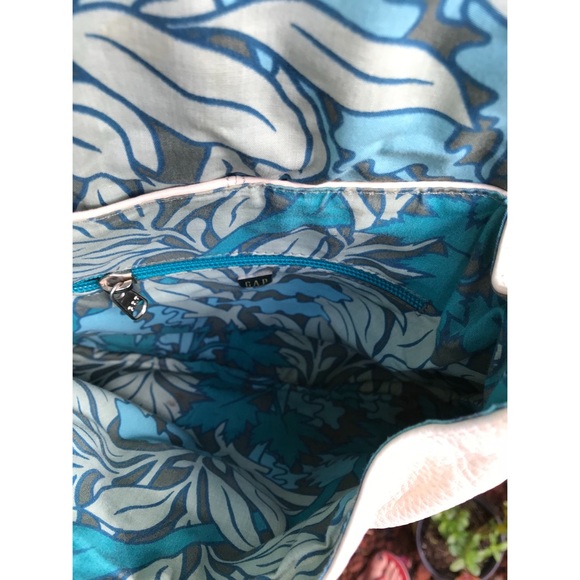 Gap Leather Should Bag - Picture 3 of 5